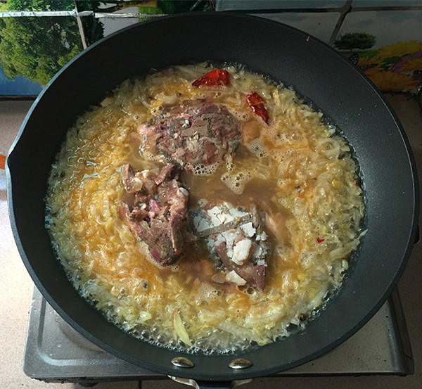 酸菜烩牛杂的步骤 酸菜烩牛杂的步骤