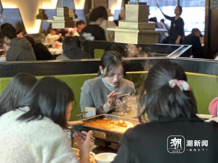 春节期间杭州餐饮消费超级火!全勤八天,他们赚到钱了吗 春节期间杭州餐饮消费超级火!全勤八天,他们赚到钱了吗