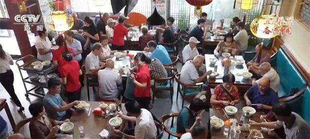 南阳的方城县流传着一句话“好饭吃遍，不如方城烩面”
