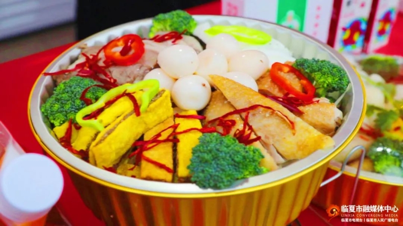 临夏市:美食文创市集打响叫亮“河州味道、临夏美食”名片 临夏市:美食文创市集打响叫亮“河州味道、临夏美食”名片