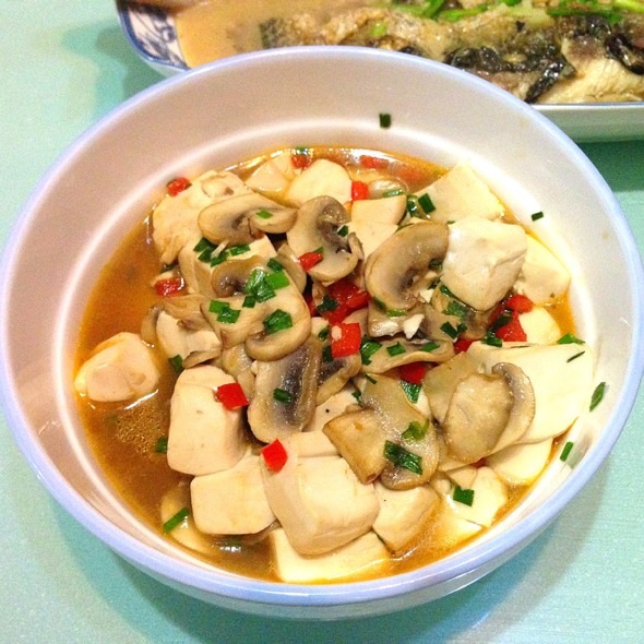 夏季“控压”膳食方：草菇豆腐